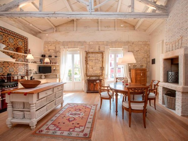 appartamento in vendita a Cagliari in zona Castello