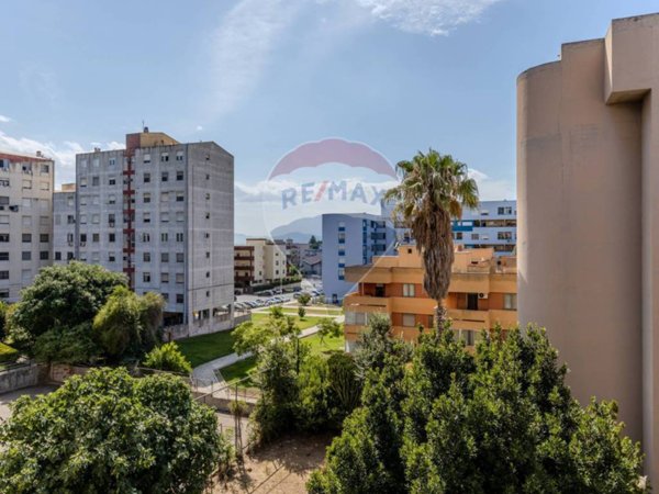 appartamento in vendita a Cagliari in zona Is Mirrionis/San Michele