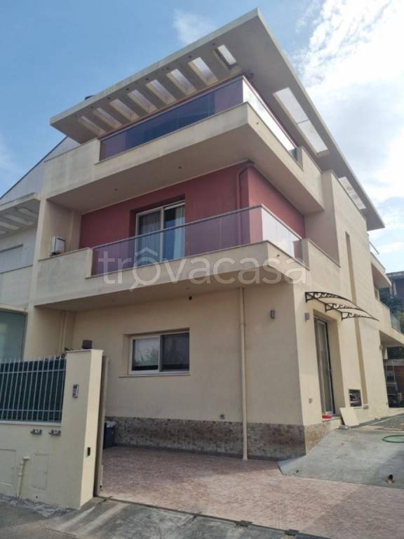 casa indipendente in vendita a Cagliari in zona Pirri