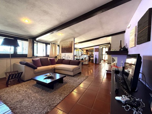 appartamento in vendita a Cagliari in zona Genneruxi