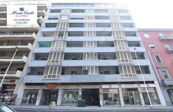 appartamento in vendita a Cagliari in zona Villanova