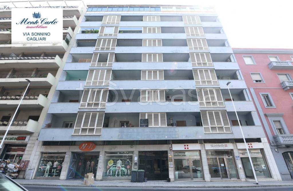 appartamento in vendita a Cagliari in zona Villanova