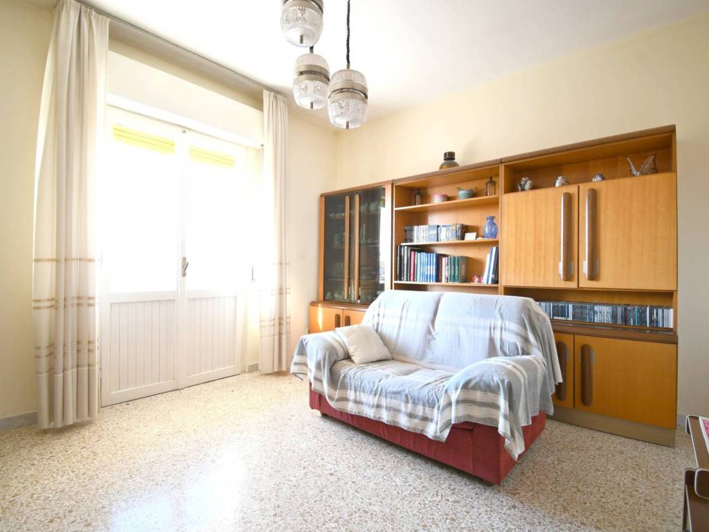 appartamento in vendita a Cagliari in zona Pirri