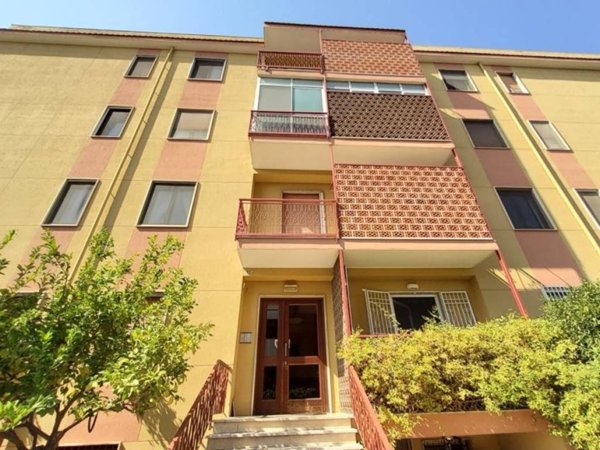appartamento in vendita a Cagliari in zona Genneruxi