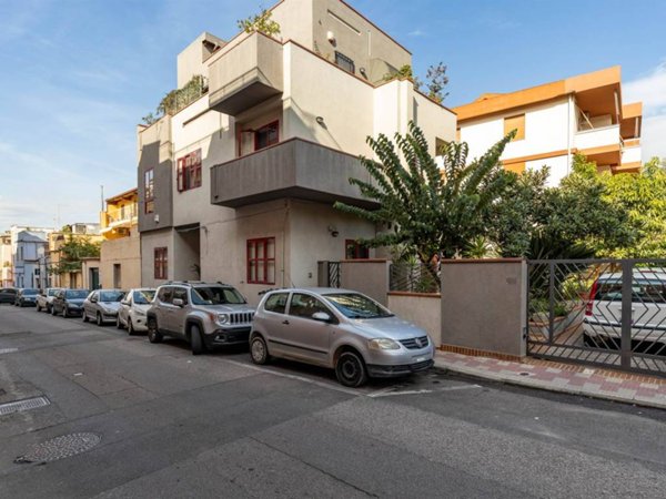casa indipendente in vendita a Cagliari in zona Pirri