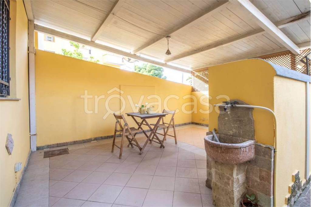 appartamento in vendita a Cagliari in zona Pirri