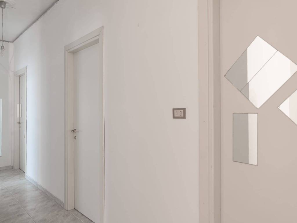 appartamento in vendita a Cagliari in zona Genneruxi
