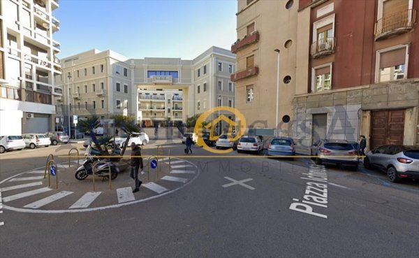 appartamento in vendita a Cagliari in zona Bonaria