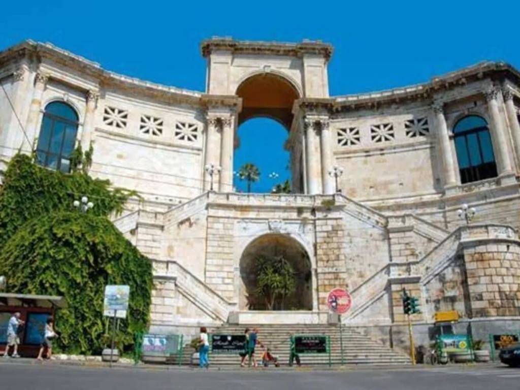 appartamento in vendita a Cagliari in zona San Benedetto