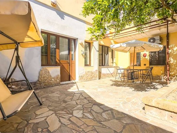 casa indipendente in vendita a Cagliari in zona Pirri