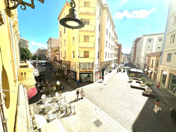casa indipendente in vendita a Cagliari in zona Villanova