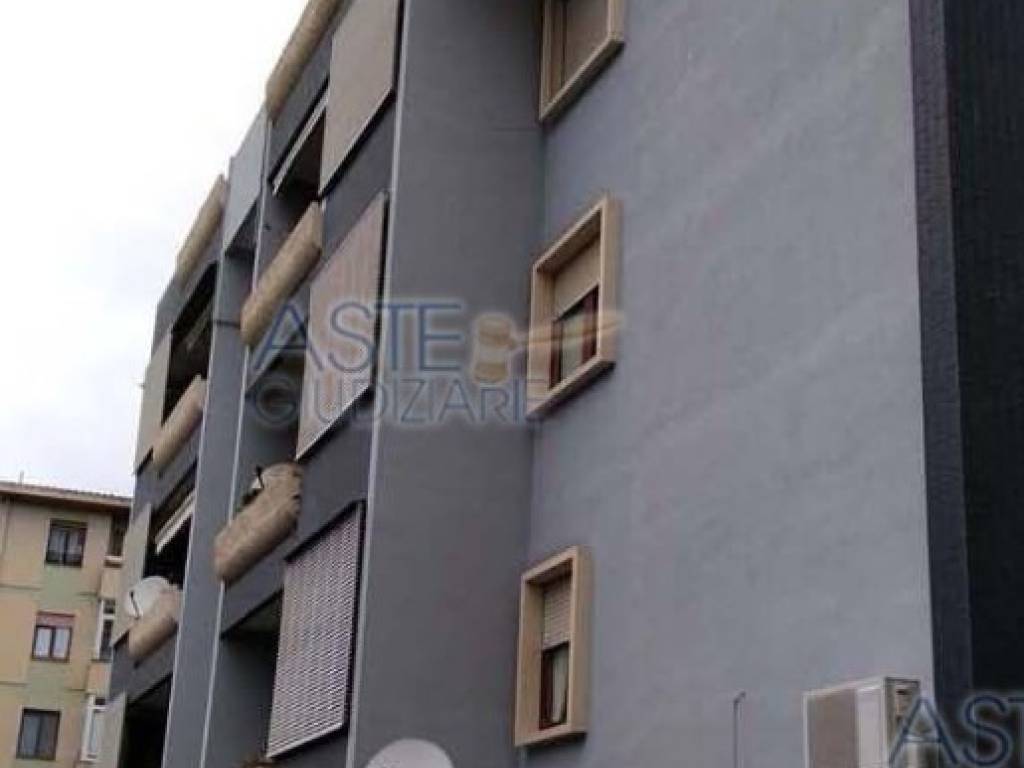 appartamento in vendita a Cagliari in zona Genneruxi