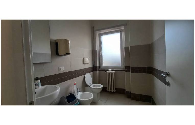 appartamento in vendita a Cagliari in zona Bonaria