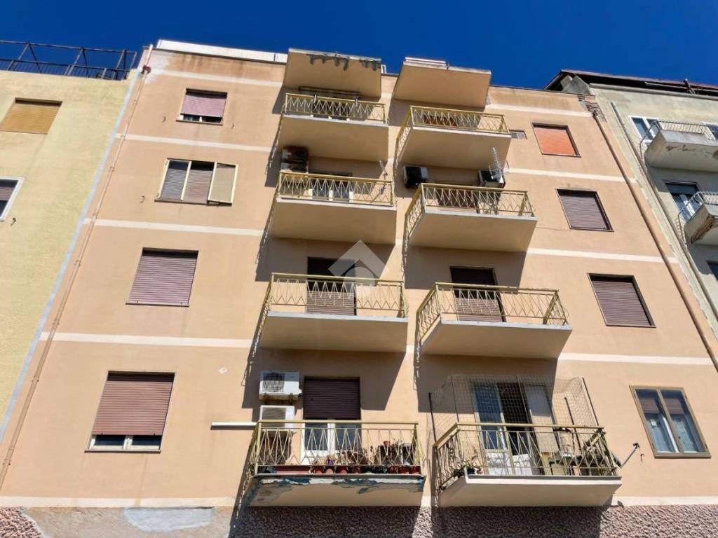 appartamento in vendita a Cagliari in zona Is Mirrionis/San Michele
