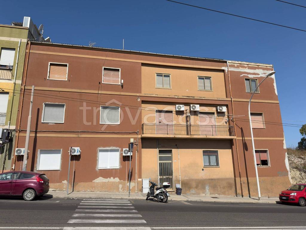 appartamento in vendita a Cagliari in zona Is Mirrionis/San Michele