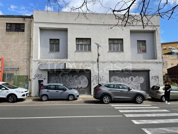 negozio in vendita a Cagliari
