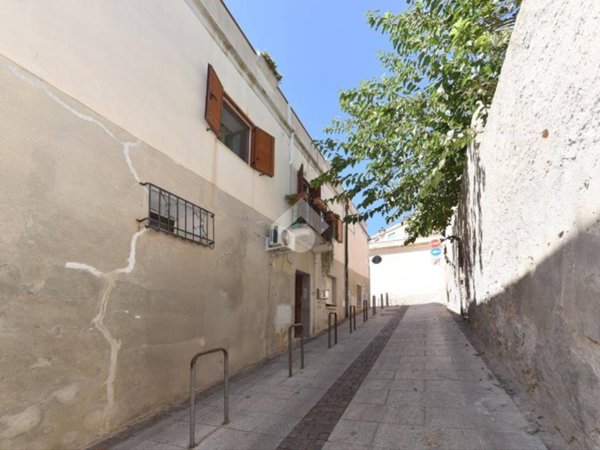 appartamento in vendita a Cagliari in zona Stampace/Punici