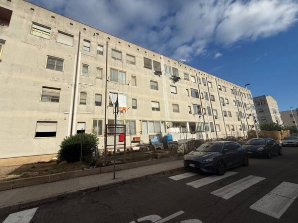 appartamento in vendita a Cagliari in zona Pirri