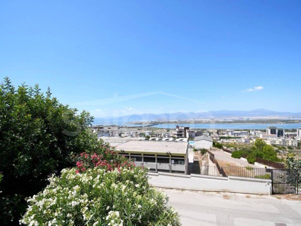 appartamento in vendita a Cagliari in zona Is Mirrionis/San Michele