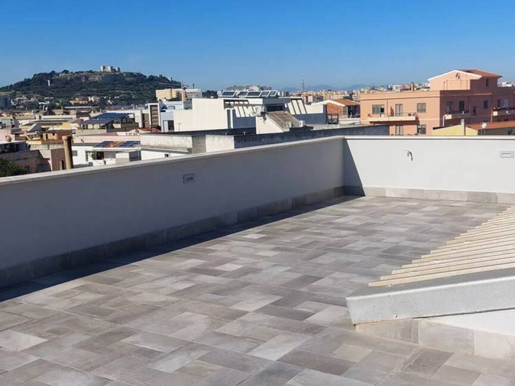 appartamento in vendita a Cagliari in zona Pirri