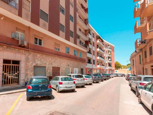 appartamento in vendita a Cagliari in zona Villanova