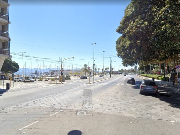 appartamento in vendita a Cagliari in zona Bonaria