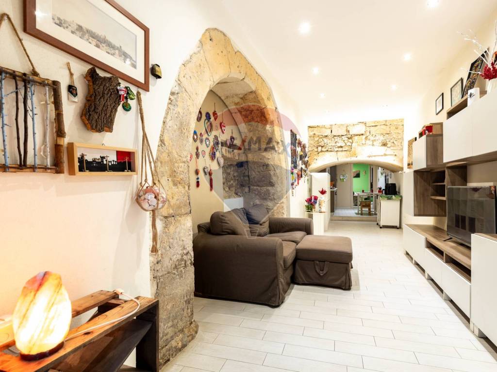appartamento in vendita a Cagliari in zona Castello