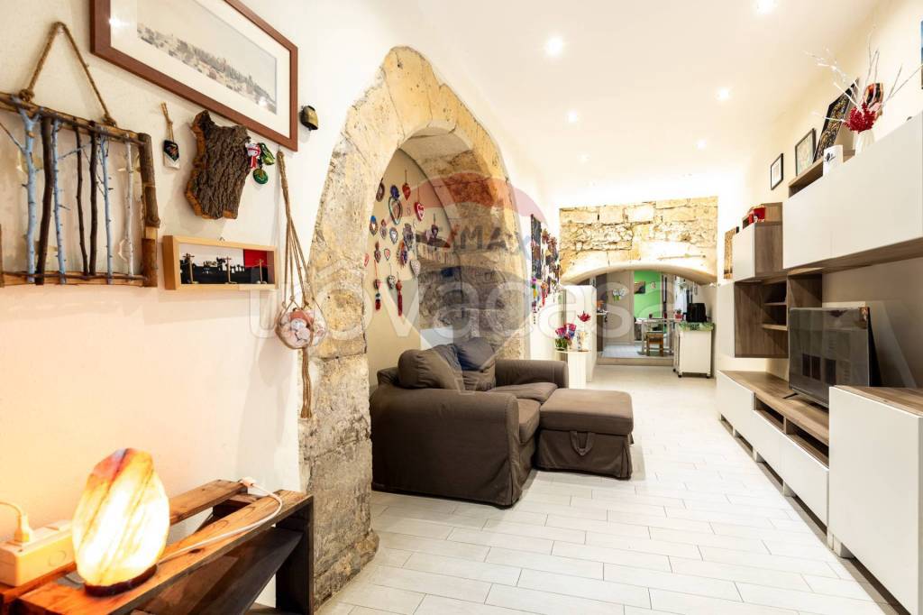 appartamento in vendita a Cagliari in zona Castello