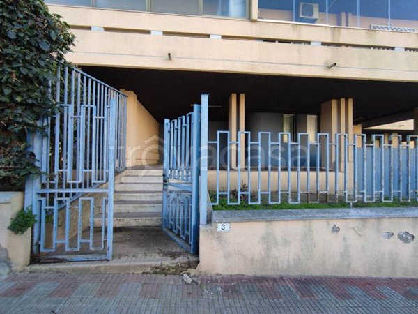ufficio in vendita a Cagliari in zona Tuvixeddu/Tuvumannu