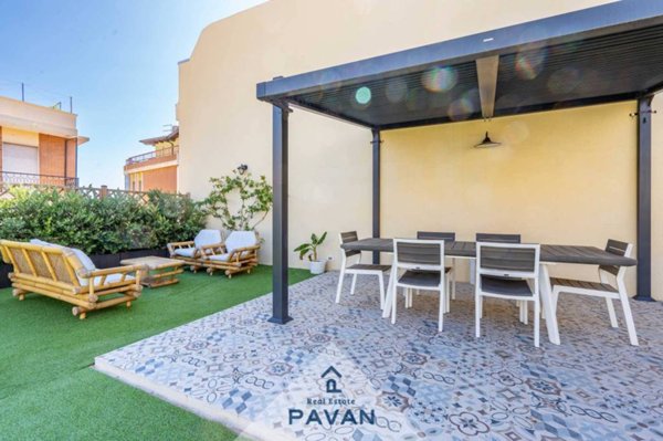 appartamento in vendita a Cagliari in zona La Vega