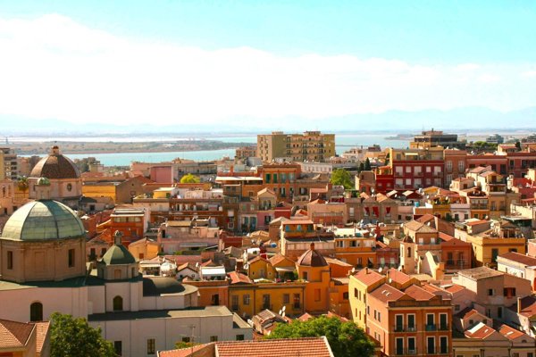 appartamento in vendita a Cagliari in zona San Benedetto
