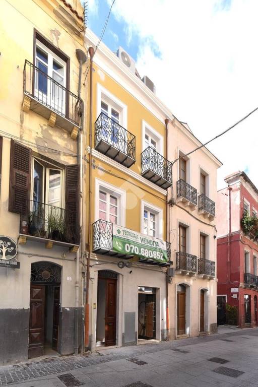 appartamento in vendita a Cagliari in zona Stampace/Punici