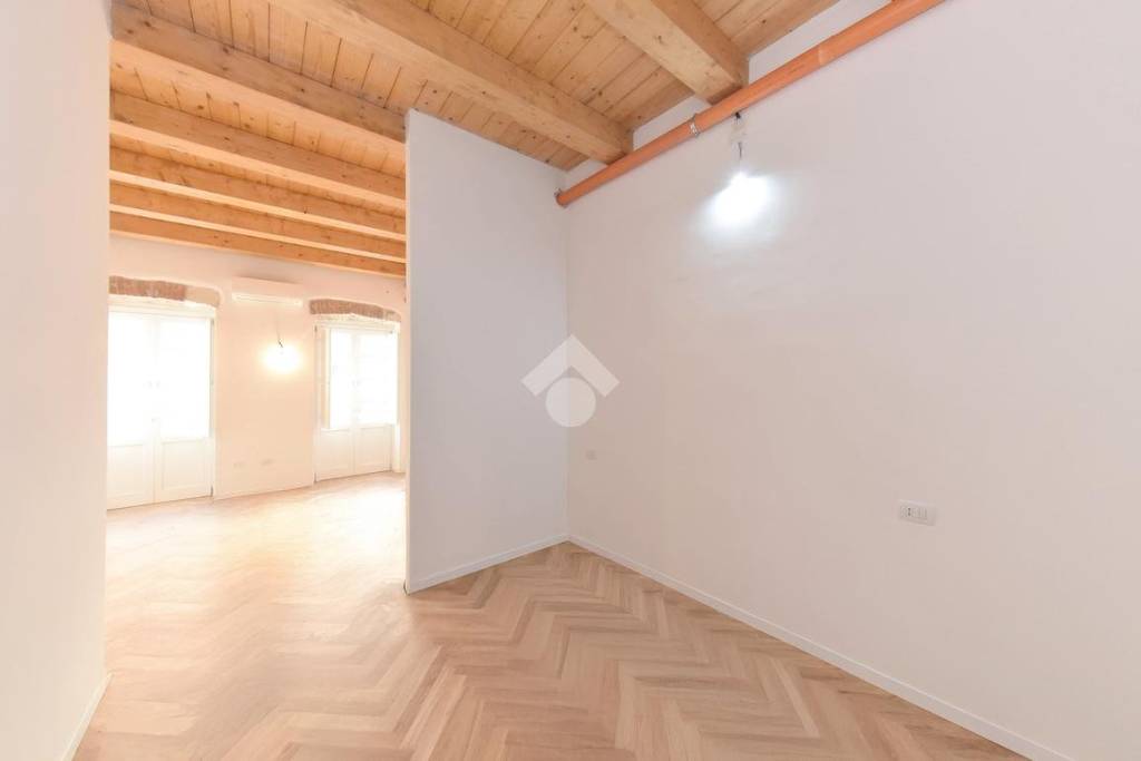 appartamento in vendita a Cagliari in zona Stampace/Punici