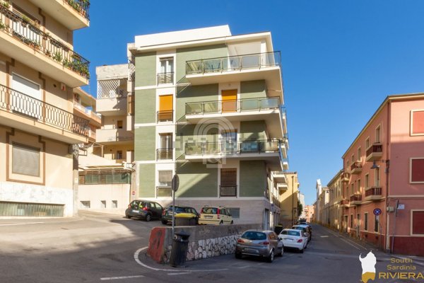 appartamento in vendita a Cagliari in zona Villanova
