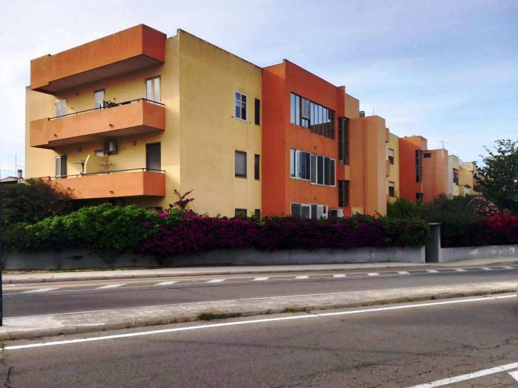 appartamento in vendita a Cagliari in zona Pirri