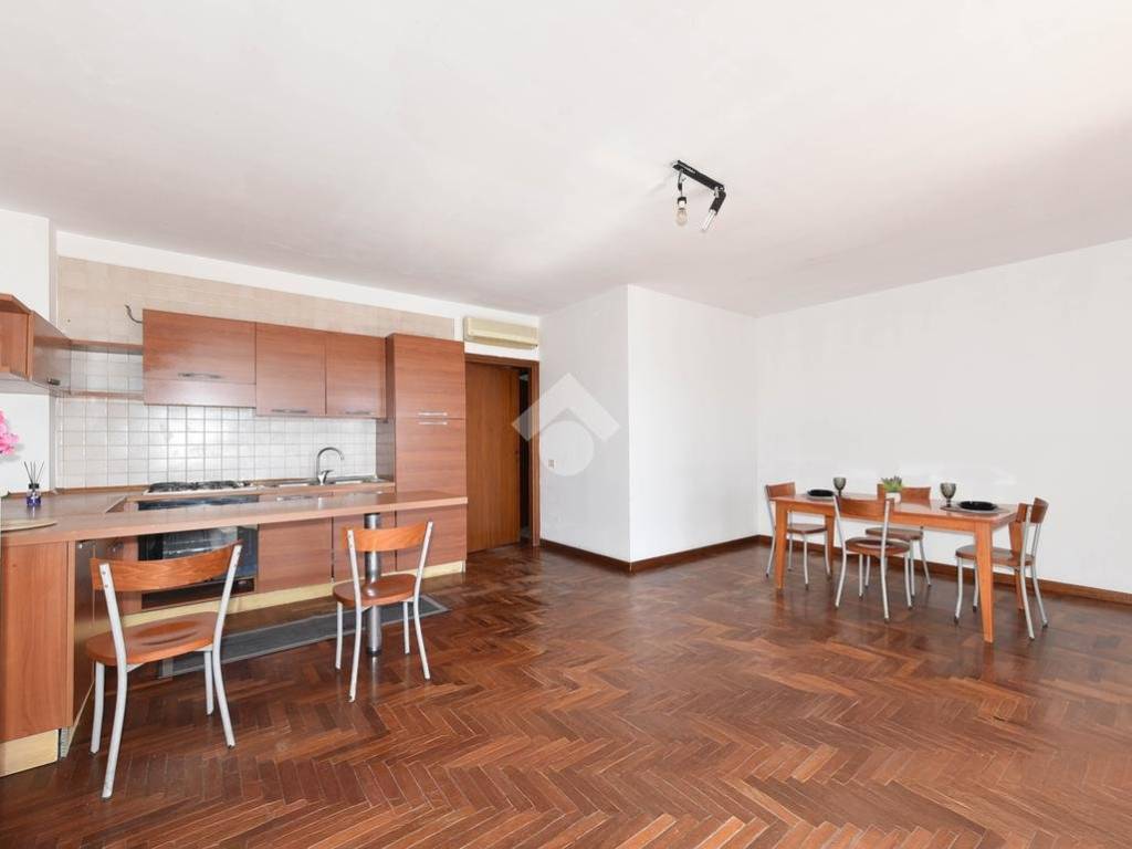 appartamento in vendita a Cagliari in zona Pirri