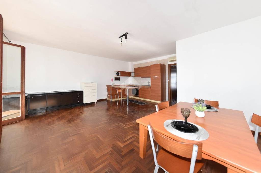 appartamento in vendita a Cagliari in zona Pirri