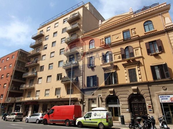 appartamento in vendita a Cagliari in zona Villanova