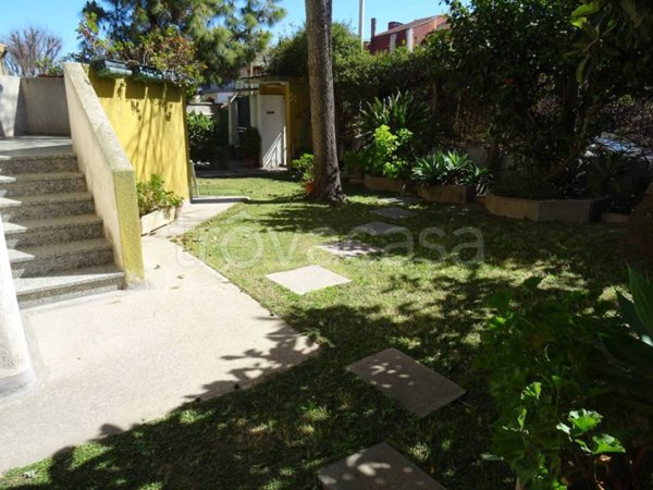 casa indipendente in vendita a Cagliari in zona Quartiere Europeo