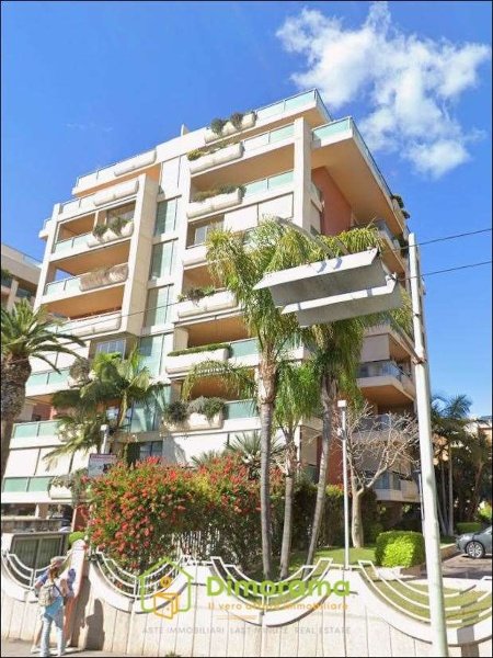 appartamento in vendita a Cagliari in zona Poetto/Marina Piccola