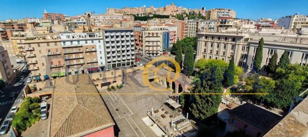 appartamento in vendita a Cagliari in zona Villanova