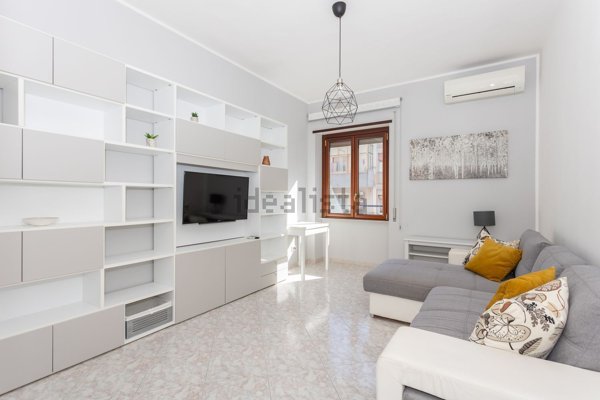 appartamento in vendita a Cagliari in zona Fonsarda / zona Giudici