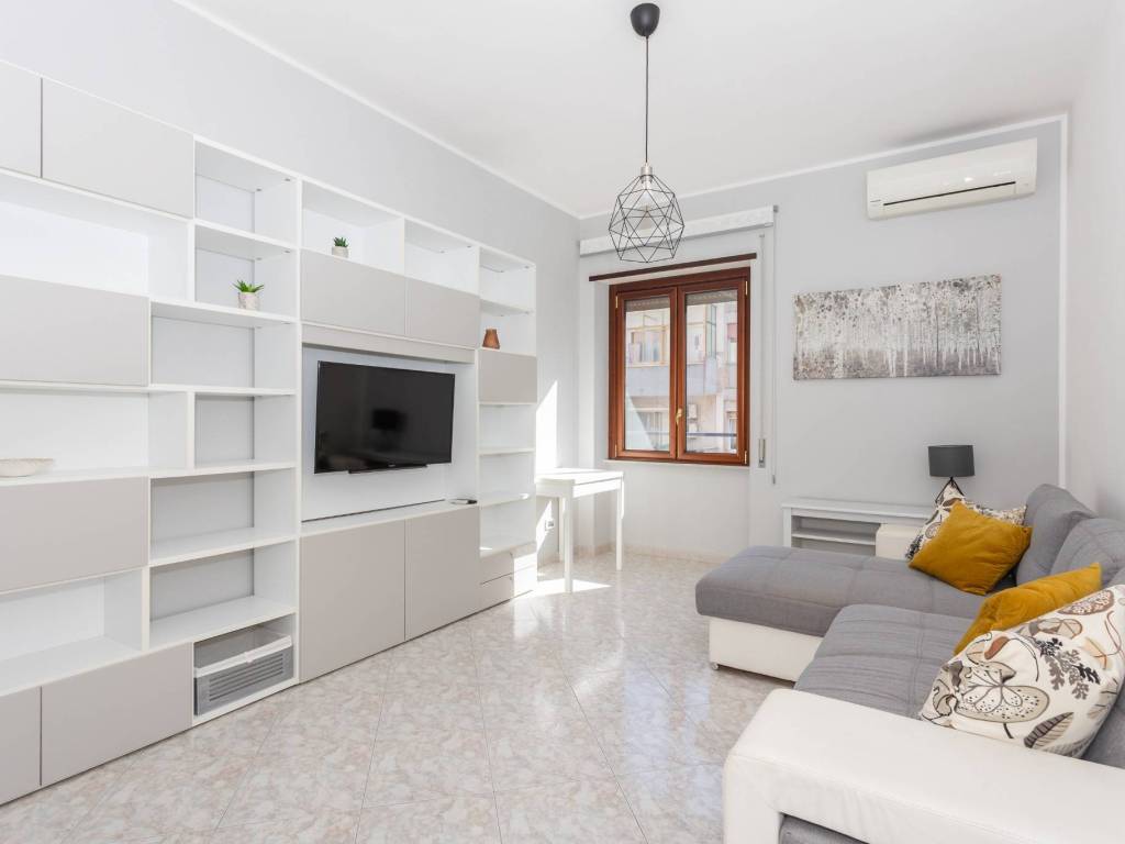 appartamento in vendita a Cagliari in zona Fonsarda / zona Giudici