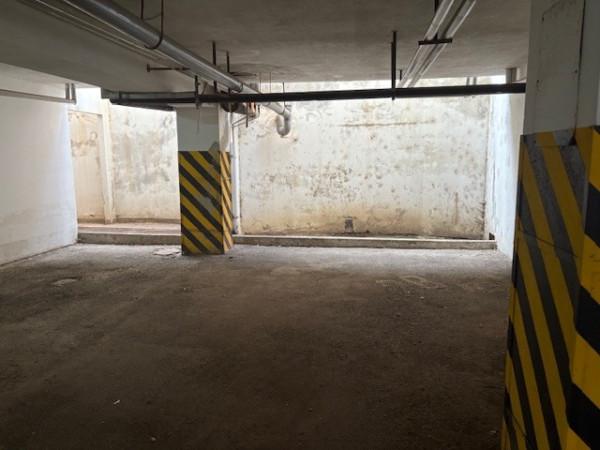 negozio in vendita a Cagliari in zona Villanova