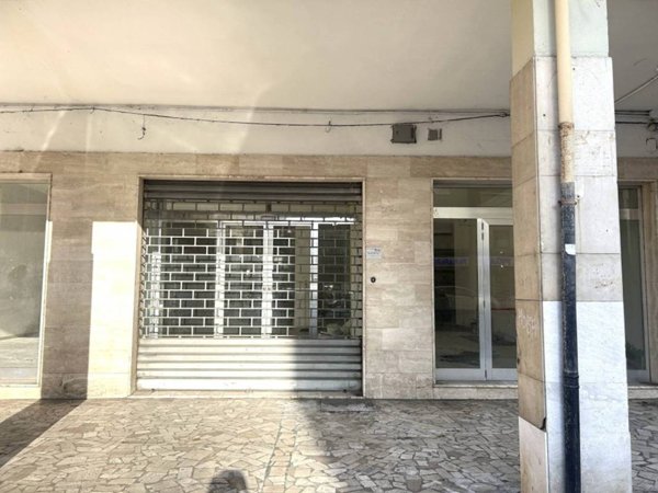 negozio in vendita a Cagliari in zona Sant'Avendrace