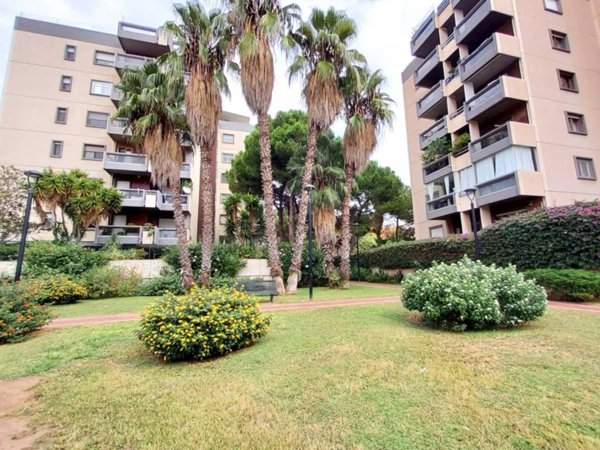 appartamento in vendita a Cagliari in zona Bonaria