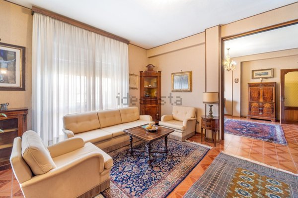 appartamento in vendita a Cagliari in zona Genneruxi