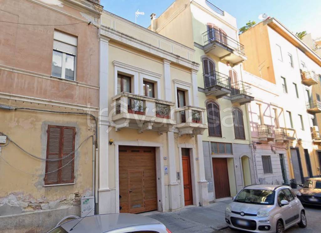 appartamento in vendita a Cagliari in zona Villanova