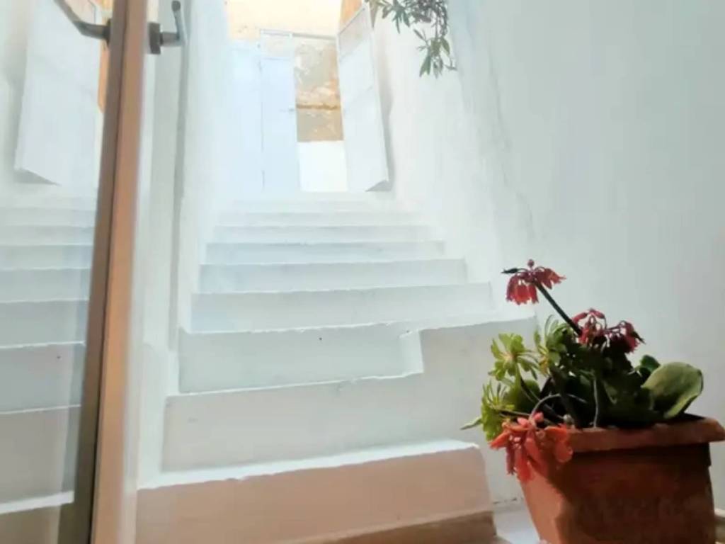 appartamento in vendita a Cagliari in zona Villanova