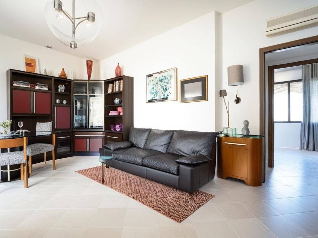 appartamento in vendita a Cagliari in zona Pirri